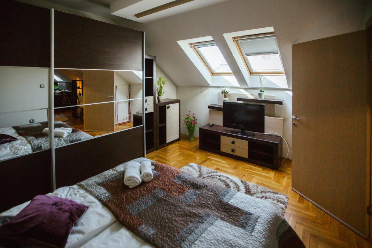 Old Town Flat Apartment Novi Sad Luaran gambar