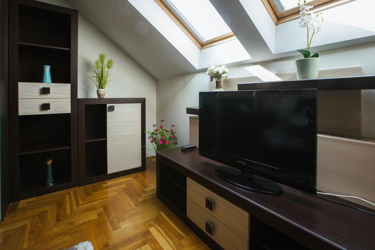 Old Town Flat Apartment Novi Sad Luaran gambar