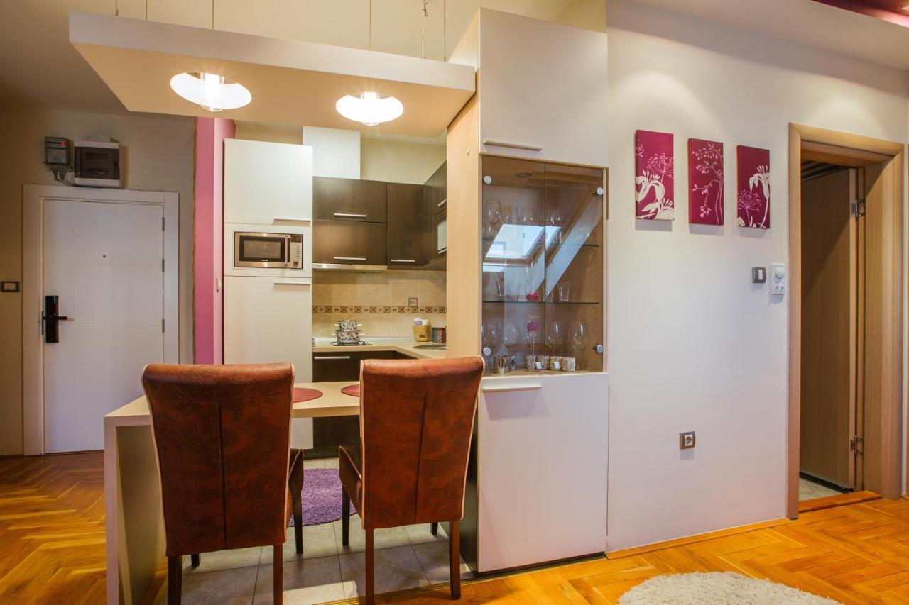 Old Town Flat Apartment Novi Sad Luaran gambar