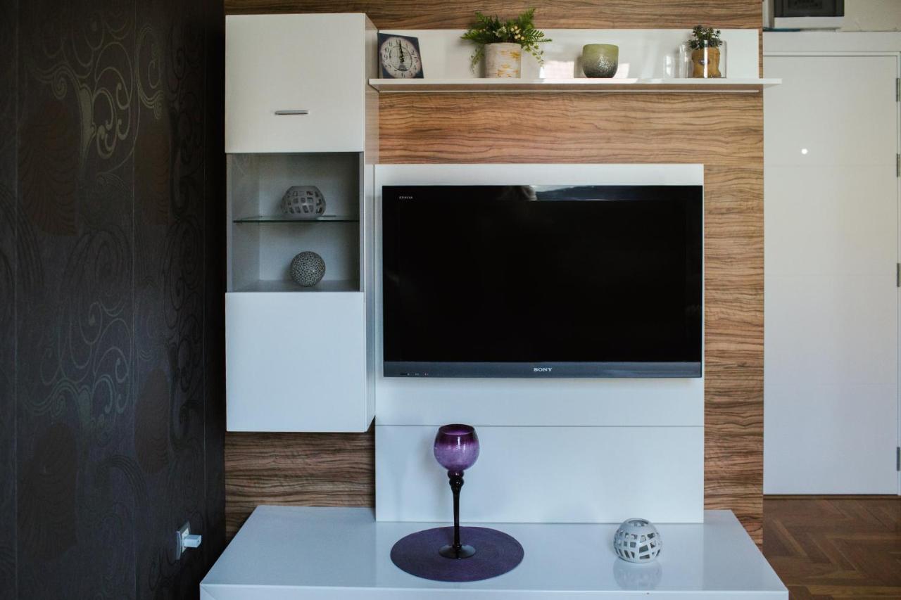 Old Town Flat Apartment Novi Sad Luaran gambar