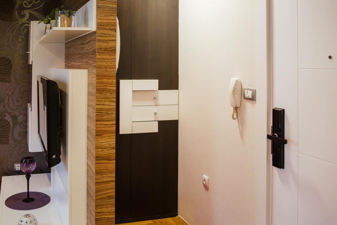 Old Town Flat Apartment Novi Sad Luaran gambar